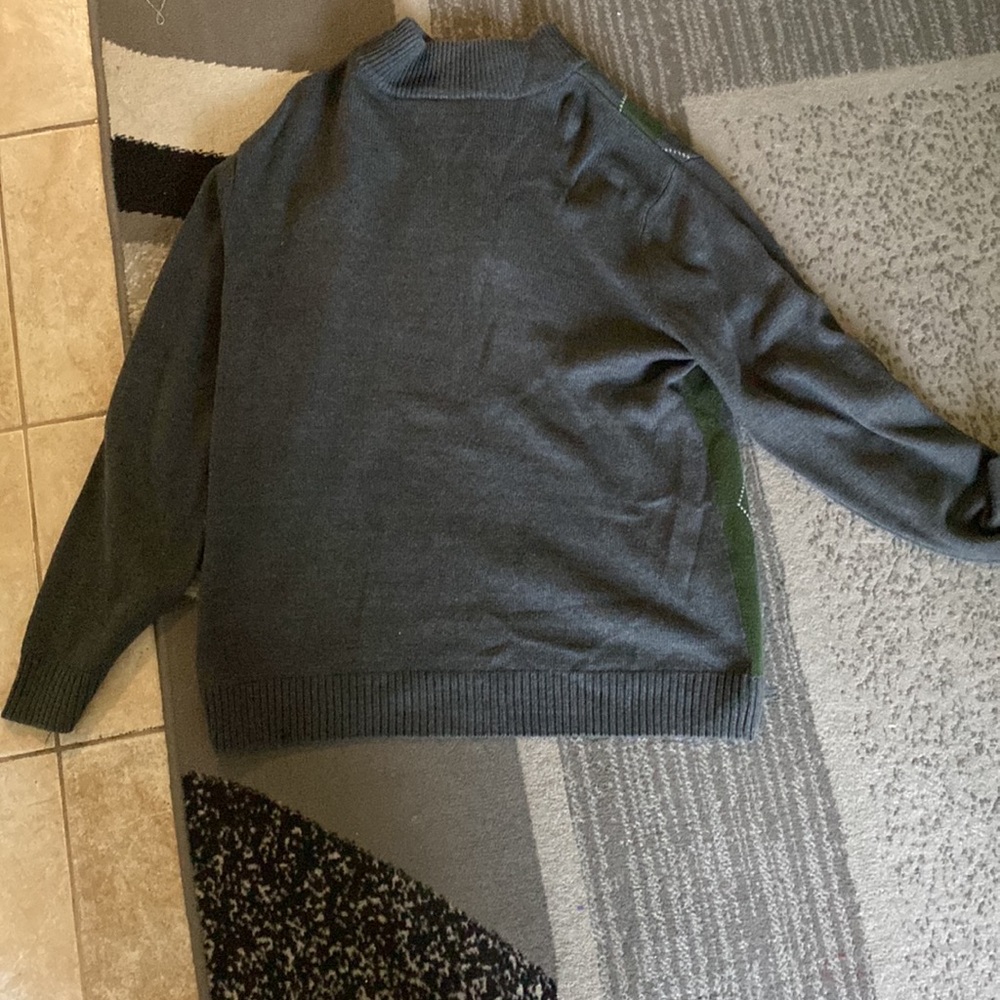 Men Sweater - Picture 2 of 2